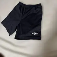 Umbro 黒 ハーフパンツ