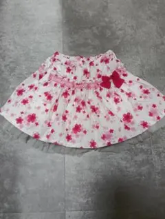 ミキハウス 花柄スカート Mサイズのサムネイル