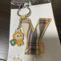 ラブブ　イニシャルチャーム