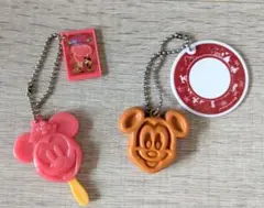 ディズニーガチャガチャ ワッフルとアイス