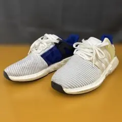 アディダススニーカー