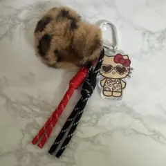 訳あり 新品未使用品 日焼けキティ ヒョウ柄 アクリルキーホルダー アベイル