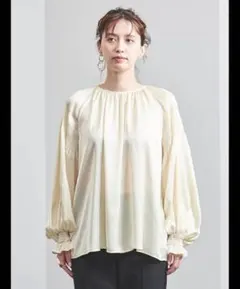 ユナイテッドアローズ　UNITED ARROWS ボリュームスリーブブラウス
