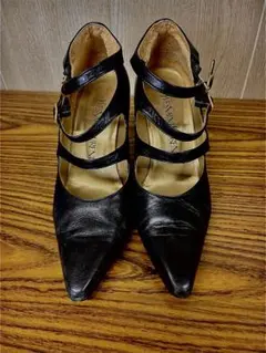 Yves Saint Laurent ストラップパンプス ブラックのサムネイル