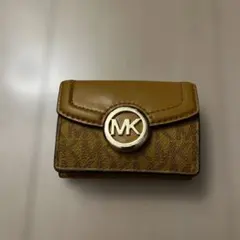 MICHAEL KORS 三つ折り財布 ベージュ