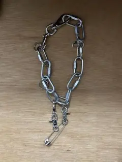 Item thumbnail for item bf045415-8b41-4a2b-80ab-e5e16fd3441c