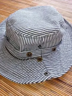 アウトドアハット　キャンプ、レジャー　ストライプ柄　革紐付き