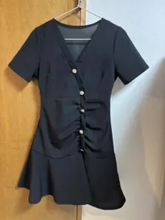 Tika ブラック 半袖 フレアミニワンピース