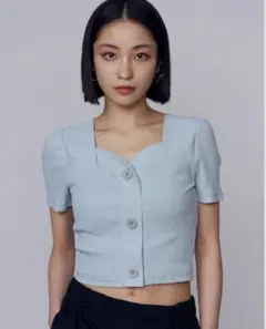 EMODA エモダ フロントボタンショートリブトップ ブルー 水色のサムネイル