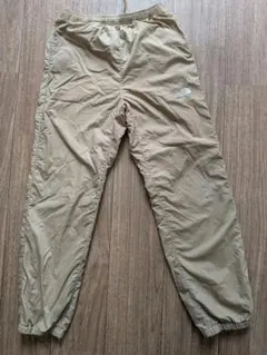 THE NORTH FACE　150　ベージュパンツ