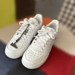 限定品！19,800円NIKEナイキWAIRFORCE 1'07LOエアフォースのサムネイル