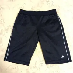 【極美品】adidas アディダス トレーニングハーフパンツ