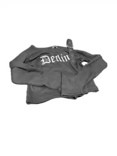 黒 長袖 Tシャツ プリント入り