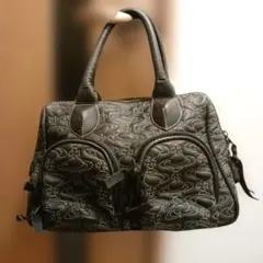 希少！正規品ヴィヴィアン・ウエストウッド　黒　キルティングハンドバッグ