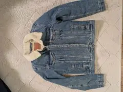 ボア襟付きデニムジャケット