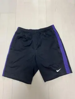 Nike ハーフパンツ Lサイズ 黒/紫のサムネイル