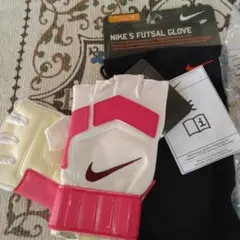 Nike 5 Futsal Glove サイズ9 ホワイト/レッド