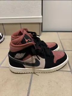 Nike Air Jordan 1 ブラック/ピンク/グレー
