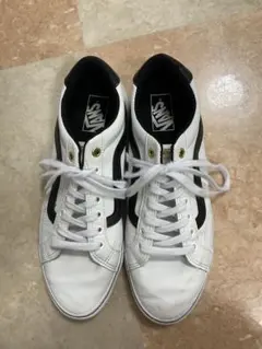 VANS スニーカー ホワイト ブラック ローカット ウィークリーコートのサムネイル