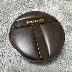 Tom ford クッション ファンデーション 0.6のサムネイル