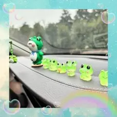 カエルの車のアクセサリー ダッシュボードの置物　デスクのインテリア