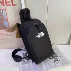 ザノースフェイス ショルダーバッグ ブラック@7