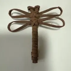 山葡萄　とんぼ　ブローチ