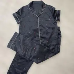 ＧＵサテンパジャマ　ルームウェア 上下セット