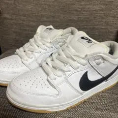 NIKE SB DUNK LOW PRO ホワイト ガム