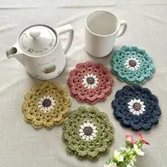 二重花びら　手編みドイリーコースター茶托ガーランドアップリケ5枚　ハンドメイド