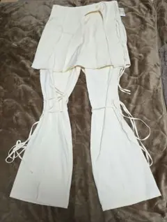 SLY新品タグ付きアイボリー レースアップ フレアパンツ