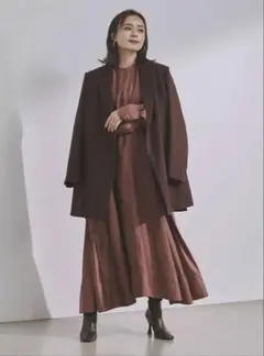 anuans アニュアンス　クルーネックウエストギャザーワンピース