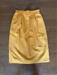 Yves Saint Laurent タイトスカート Mサイズ オレンジのサムネイル