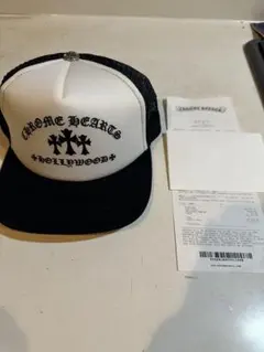 新品CHROME HEARTS トラッカーキャップ ホワイト/ブラック