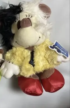 ミニーマウス　クルエラコスチューム　ぬいぐるみ
