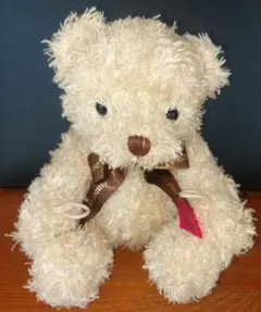 クリーム色のクマのぬいぐるみ ／ No.1