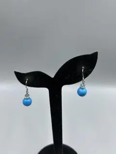 258ヴィンテージ　天然石　青いドロップ型ピアス