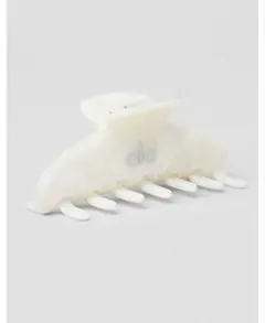 Item thumbnail for item 48a128bd-c7fd-491d-a506-0b3de7f06676