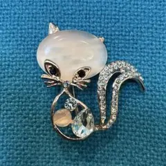 Item thumbnail for item 19982824-5009-448b-a95b-fc7907ca88bc