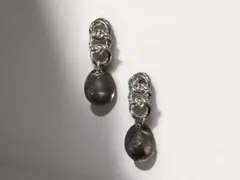 【ピアス/サージカルステンレス316】　シルバー×ブラック【ぷっくりドロップ】