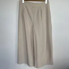 ベージュ プリーツ入り ガウチョパンツ