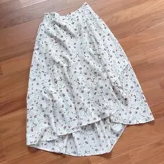 tocco closet 総花柄ロングスカート　Mサイズのサムネイル