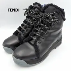 極美品 FENDI フェンディ レザー ショートブーツ 37 ロゴ ハイカットのサムネイル