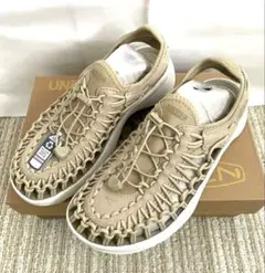 新品　KEEN UNEEK ASTORIA ウィメンズ ユニーク アストリア