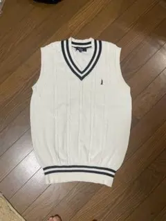 イーストボーイ　Vネックベスト　150センチ　S