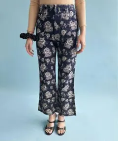 【yuhan wang for LULU】rose jacquard pantsのサムネイル