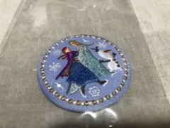 激レア！　新品　ディズニー　刺繍缶バッジ　アナと雪の女王　缶バッジ　1個