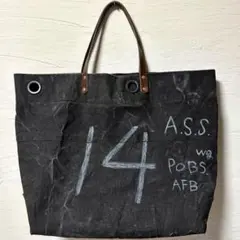 Item thumbnail for item 6b91d3e6-1a61-4cc0-abbc-6abb0da53835