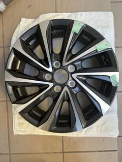 極美品 ヴォクシー煌2純正 2022年製スタッドレス 1シーズン使用 ノア これが現行型最後!? ヴォクシー／ノアに特別仕様車を設定 | ドライバー