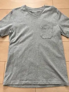 nano universe グレー Vネック Tシャツ